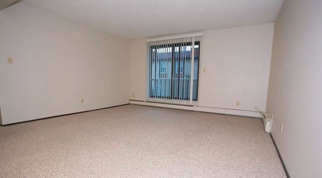 Castle Harbour 2 Bedroom Apartment For Rent Fireside